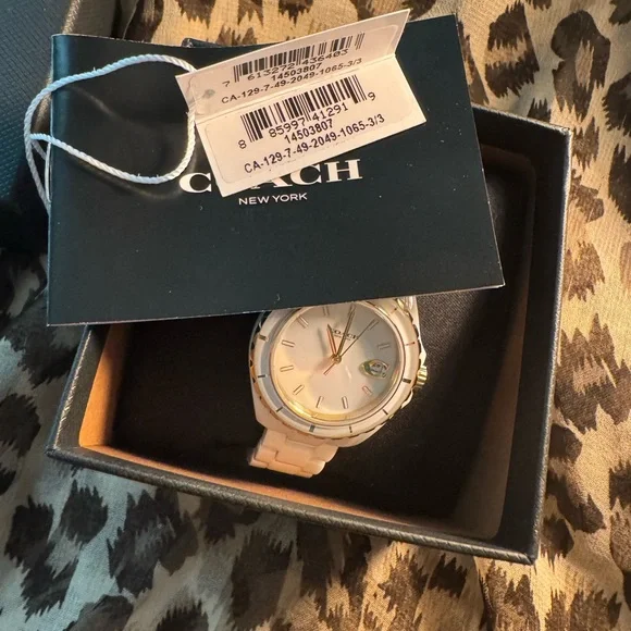 Coach Preston Women’s 32mm Watch - Picture 7 of 7